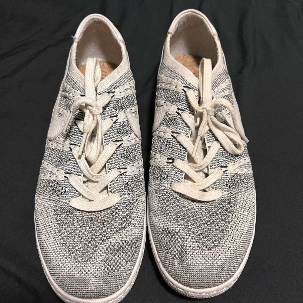 Nike tennis classic. No box